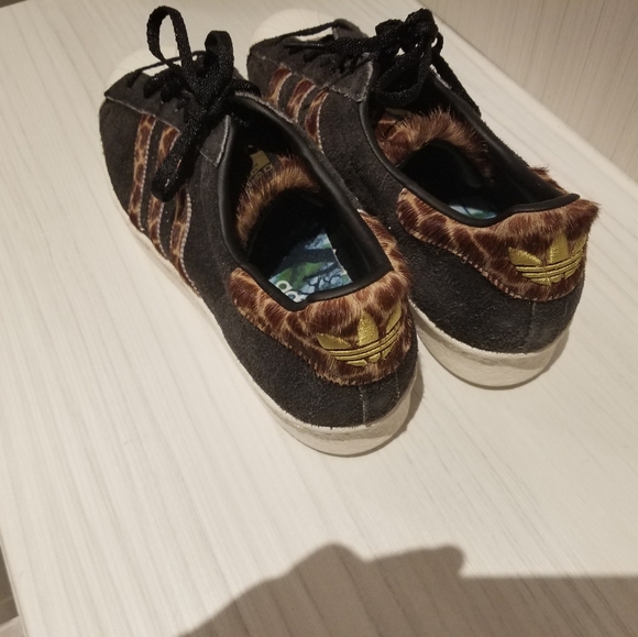 Mens adidas shell toe shoes - Picture 2 of 4
